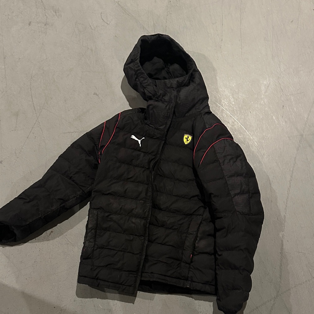 Boy 9/10 puma Ferrari jacket